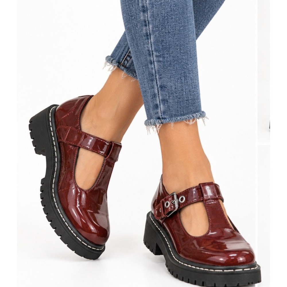CIRCUS BY SAM EDELMAN Burgundy Patent T-Strap Mary Jane Shoes Size 6.5